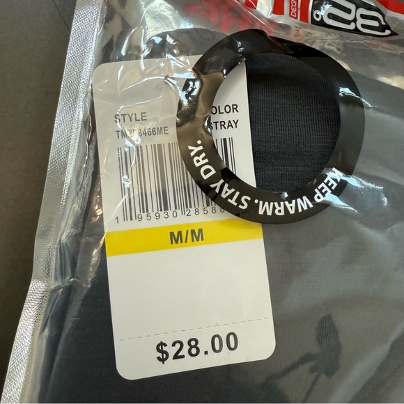 NWT 32 Degrees Black Stringray Dark Gray Heat Retention Long Sleeve Medium Top - Picture 3 of 3